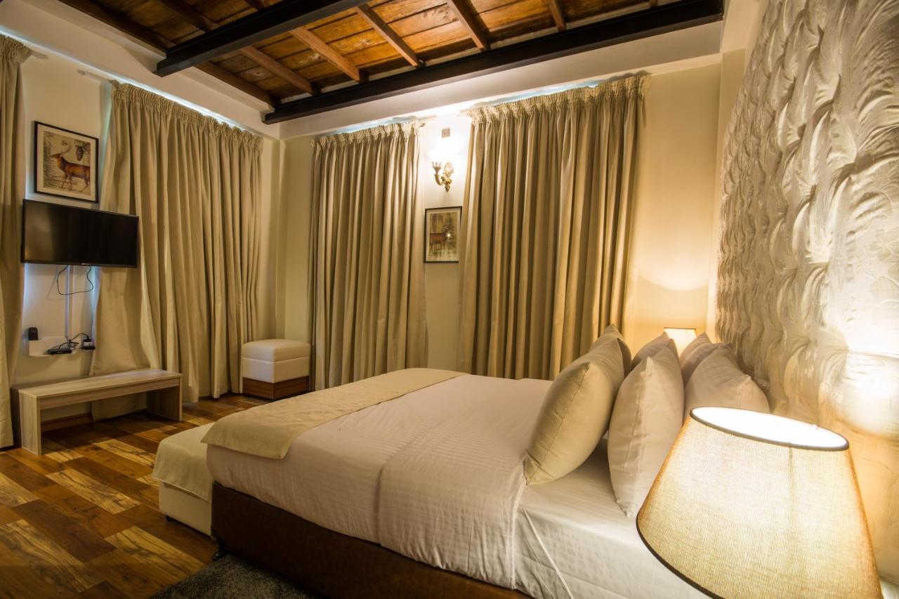 The Wind Castle Hotel Nuwara Eliya Exterior photo